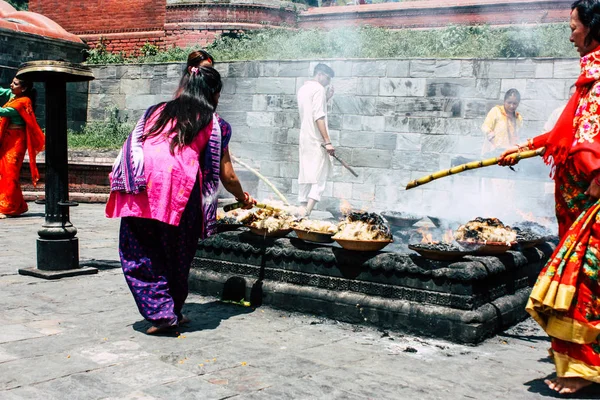 Kathmandu Nepál Augusztus 2018 Ismeretlen Hindu Emberek Hogy Tűz Szertartás — Stock Fotó