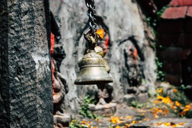 Katmandu Nepal 27 Ağustos 2018 Closeup burası sabahları Pashupatinath Tapınağı içinde ibadet