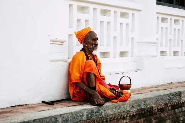 Katmandú Nepal Agosto 2018 Primeros Planos Sadhu Desconocido Con Ropa —  Fotos de Stock