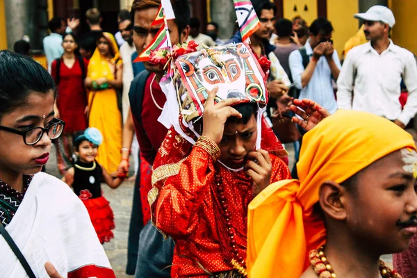 Kathmandu Nepal Agosto 2018 Retrato Garoto Hindu Desconhecido Visitando Templo — Fotografia de Stock