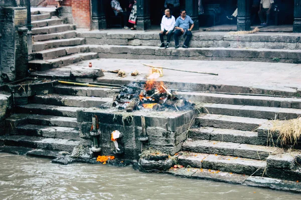 Kathmandu Nepal Agosto 2018 Veduta Del Sito Cremazione Cadavere Fronte — Foto Stock