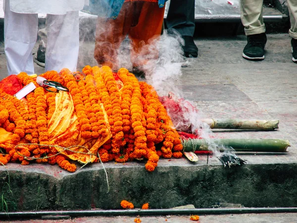 Kathmandu Nepal Agosto 2018 Vista Pessoas Hindus Desconhecidas Participando Uma — Fotografia de Stock