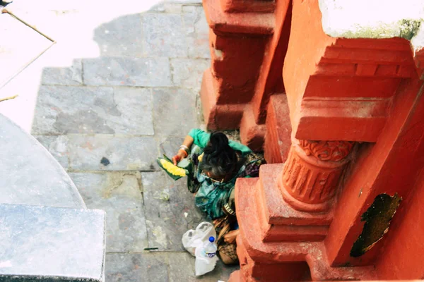 Kathmandu Nepal Augustus 2018 Weergave Van Onbekenden Hindoe Mensen Bezoeken — Stockfoto