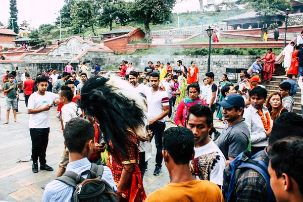 Kathmandu Nepal Agosto 2018 Vista Pessoas Desconhecidas Hindus Participando Uma — Fotografia de Stock