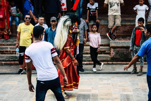 Katmandú Nepal Agosto 2018 Vista Jóvenes Desconocidos Que Asisten Una — Foto de Stock