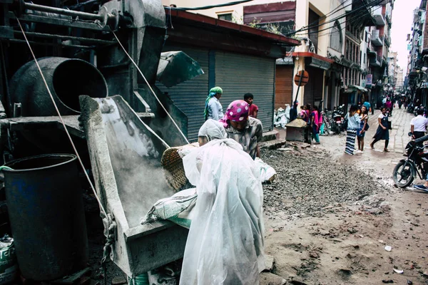 Kathmandu Nepal Augusti 2018 Visa Okända Nepali Arbetstagare Bygga Ett — Stockfoto