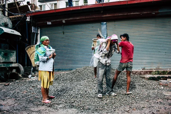 Kathmandu Nepal Agosto 2018 Vista Das Incógnitas Trabalhador Nepalês Construindo — Fotografia de Stock