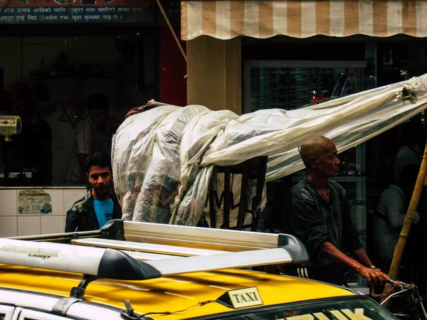 Kathmandu Nepal Agosto 2018 Vista Povo Nepalês Desconhecido Dirigindo Tuk — Fotografia de Stock