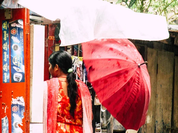 Kathmandu Nepal Sierpień 2018 Widok Niewiadomych Nepalski Ludzie Chodzą Pomiędzy — Zdjęcie stockowe