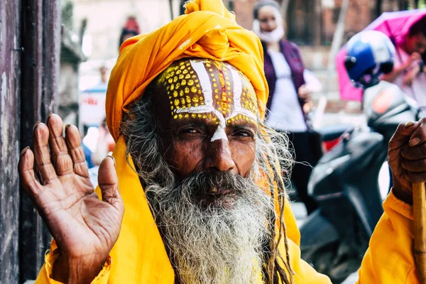 Katmandú Nepal Septiembre 2018 Retrato Sadhu Con Puntos Pintura Cara —  Fotos de Stock