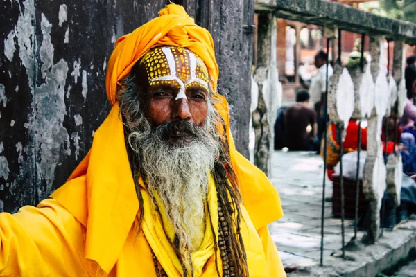 Kathmandu Nepál Szeptember 2018 Ban Portréja Sadhu Festékkel Pontok Arc — Stock Fotó