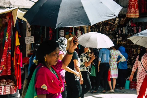 Katmandú Nepal Septiembre 2018 Vista Incógnitas Nepalíes Caminando Por Calle —  Fotos de Stock