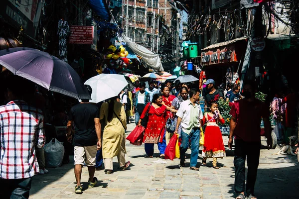 Kathmandu Nepal September 2018 Visa Okända Nepali Människor Vandrar Gatan — Stockfoto