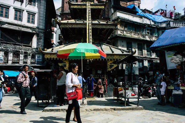 Katmandú Nepal Septiembre 2018 Vista Incógnitas Nepalíes Caminando Por Calle —  Fotos de Stock