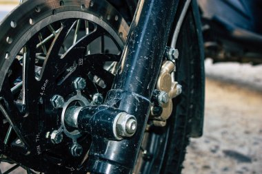 Pokhara Nepal 18 Eylül 2018 Closeup Royal Enfield motosiklet park Pokhara sokakta öğleden sonra