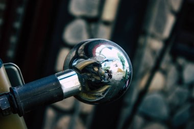 Pokhara Nepal 18 Eylül 2018 Closeup Royal Enfield motosiklet park Pokhara sokakta öğleden sonra