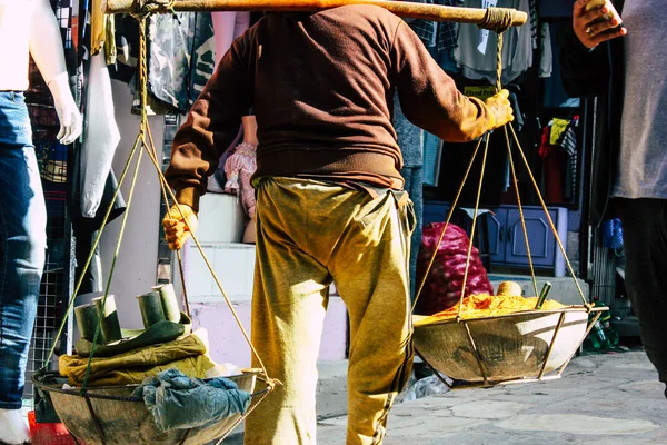 Katmandú Nepal Septiembre 2018 Vista Gente Nepalí Desconocida Trabajando Calle —  Fotos de Stock