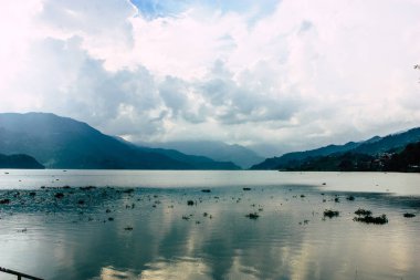 Pokhara Nepal 18 Eylül 2018 Phewa göl kenarında Nepal Pokhara görünümünü