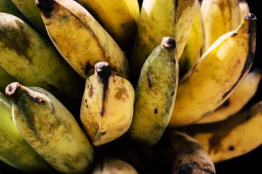 Pokhara Nepal 24 Eylül 2018 çeşitli meyve Closeup satılan Nepal Pokhara sebze pazarı içinde