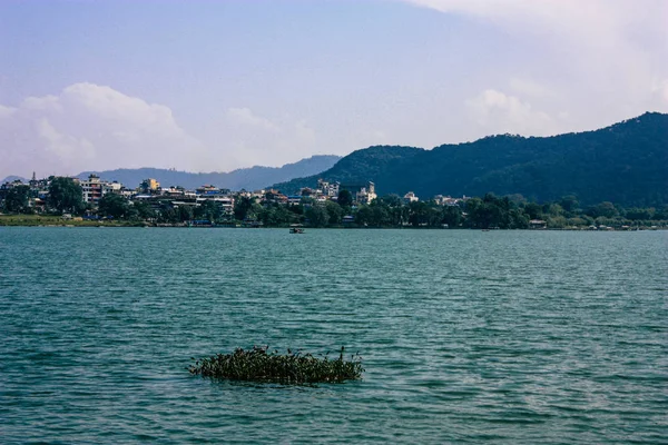 Pokhara Nepal Outubro 2018 Vista Lago Phewa Localizado Perto Pokhara — Fotografia de Stock