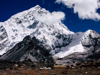 Everest Nepal 30 Eylül 2018 görünümü Nepal Everest Saha Kampı yolunu ve peyzaj