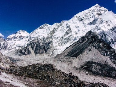 Everest Nepal 30 Eylül 2018 görünümü Nepal Everest Saha Kampı yolunu ve peyzaj