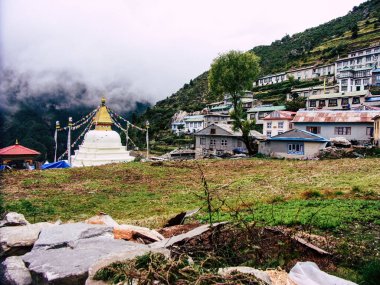Everest Nepal 30 Eylül 2018 görüntülemek manzara ve herhangi bir zamanda Saha Kampı giderken, trek Nepal'de