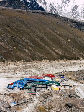 Everest Nepal 30 Eylül 2018 görüntülemek manzara ve herhangi bir zamanda Saha Kampı giderken, trek Nepal'de