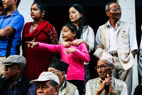 Bandipur Nepal Octubre 2018 Vista Personas Desconocidas Que Asisten Una — Foto de Stock