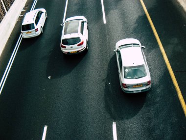 Tel Aviv İsrail 23 Ekim 2018 karayolu öğleden sonra Rating dolaşımda Tel Aviv görünümünü