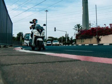 Tel Aviv İsrail 23 Ekim 2018 sokaklarda öğleden sonra Rating dolaşımda Tel Aviv görünümünü