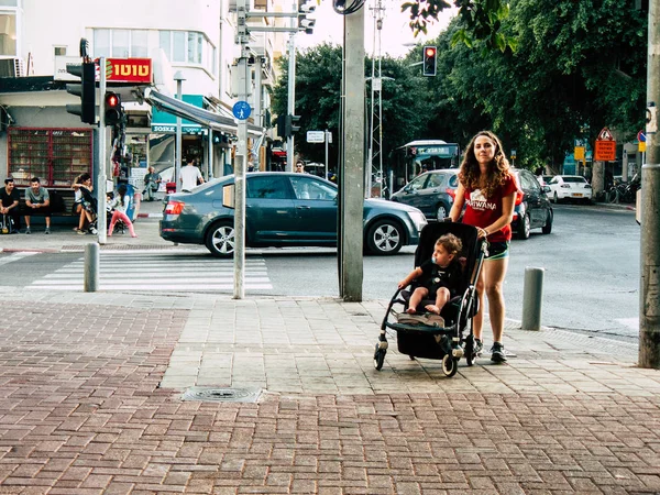 Tel Aviv Israel Octubre 2018 Vista Gente Desconocida Caminando Por — Foto de Stock