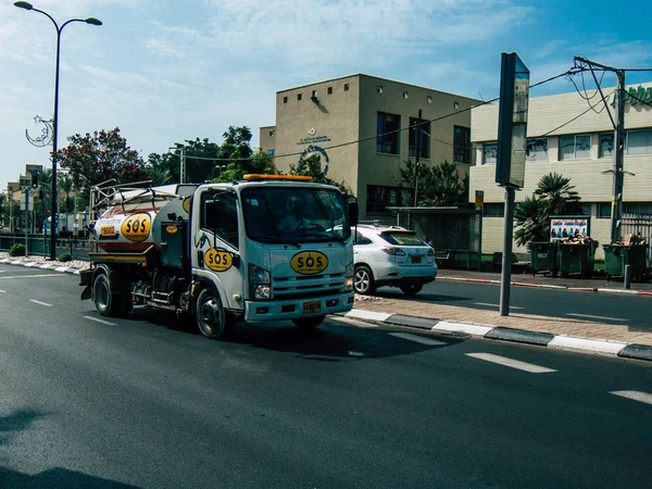 Tel Aviv Izrael Października 2018 Widok Samochodu Ciężarowego Ulicy Miasta — Zdjęcie stockowe