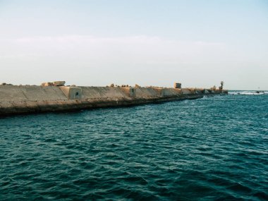 Tel Aviv Yafa İsrail Ekim 25, 2018 görüntülemek eski Jaffa liman, bu öğleden sonra Tel Aviv'ın güneyinde bulunan bir balık tutma ve yat limanı olarak hizmet vermektedir