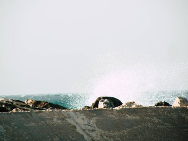 Tel Aviv Yafa İsrail Ekim 25, 2018 görüntülemek eski Jaffa liman, bu öğleden sonra Tel Aviv'ın güneyinde bulunan bir balık tutma ve yat limanı olarak hizmet vermektedir