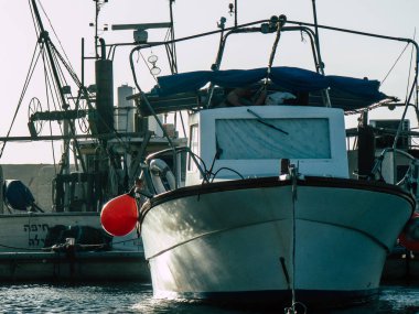 Tel Aviv Yafo İsrail 25 Ekim 2018 görünümü eski Jaffa teknelerin liman, bir öğleden sonra Tel Aviv'ın güneyinde bulunan dünyanın en eski bilinen limanları