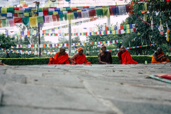 Nepal Lumbini Listopada 2018 Widok Saddhu Modląc Się Pod Świętego — Zdjęcie stockowe