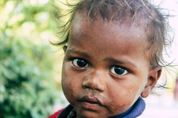 Lumbini Nepal Novembro 2018 Retrato Uma Jovem Criança Mendigo Nepalesa — Fotografia de Stock