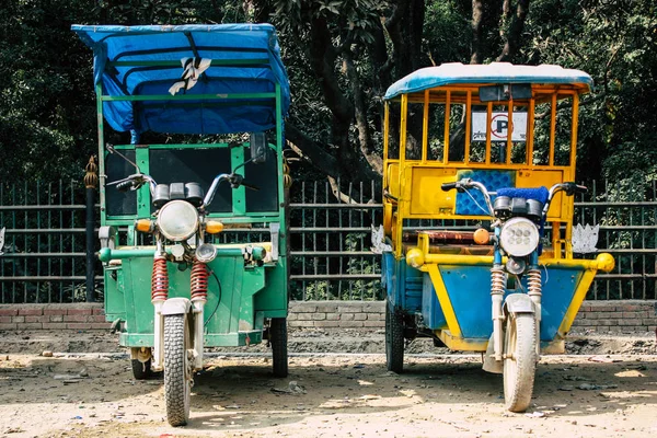 Νεπάλ Lumbini Νοεμβρίου 2018 Θέα Ένα Rickshaw Σταθμευμένα Κοντά Στην — Φωτογραφία Αρχείου