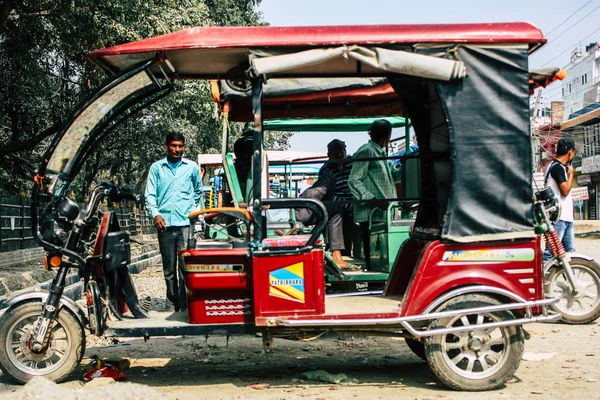 Lumbini Nepal Novembro 2018 Vista Riquixá Estacionado Perto Entrada Jardim — Fotografia de Stock