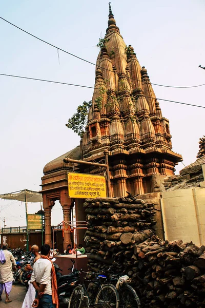 Varanasi India Noviembre Vista Templo Situado Varanasi Ghats Frente Río —  Fotos de Stock