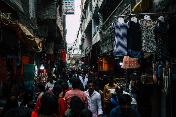 Varanasi India November 2018 View Unknowns People Walking Bazaar Arabian — Stock Photo, Image