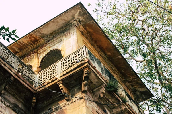 Varanasi India Noviembre 2018 Vista Del Edificio Ubicado Los Ghats — Foto de Stock