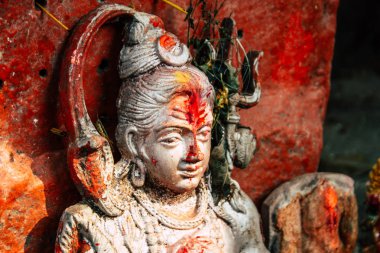 Varanasi Hindistan 11 Kasım 2018 Closeup titreme tapınak bulunan Assi ghat sabah