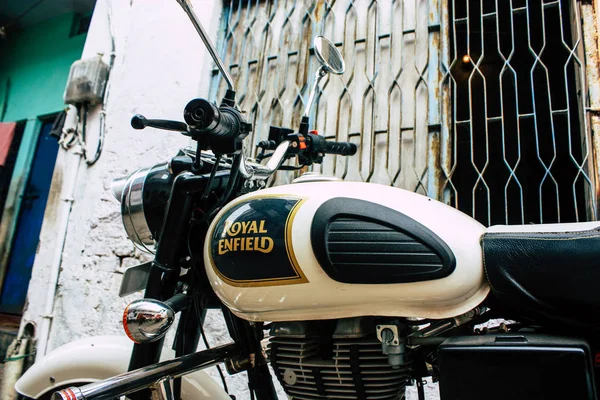 Варанасі Індії Листопада 2018 Крупним Планом Класичний Королівський Enfield Мотоцикла — стокове фото