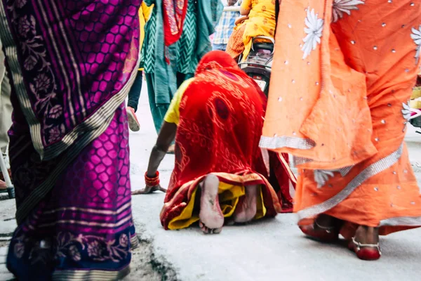Varanasi India November 2018 Ansicht Von Unbekannten Indianer Menschen Besuchen — Stockfoto