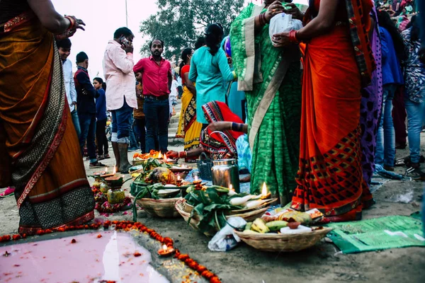 Varanasi Inde Novembre 2018 Vue Inconnus Indiens Attentifs Célébrant Dev — Photo