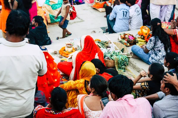 Варанаси Индия Ноября 2018 Вид Неизвестных Индийцы Посещают Празднуют Дев — стоковое фото