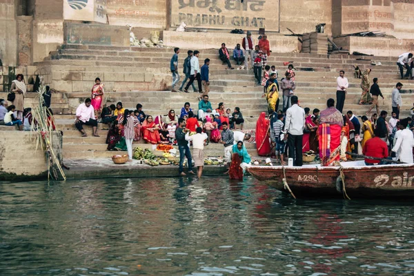 Varanasi Indien November 2018 Visa Okända Indianerna Människor Delta Och — Stockfoto