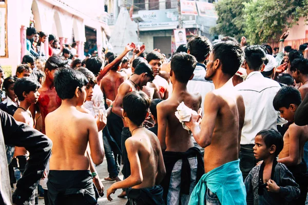 Varanasi Índia Novembro 2018 Vista Das Incógnitas Muçulmanos Xiitas Usam — Fotografia de Stock